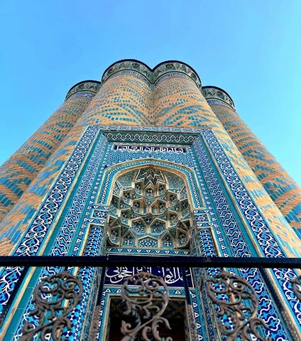 267ba1a6-5fbc-42c5-9c64-fefd02e7122b