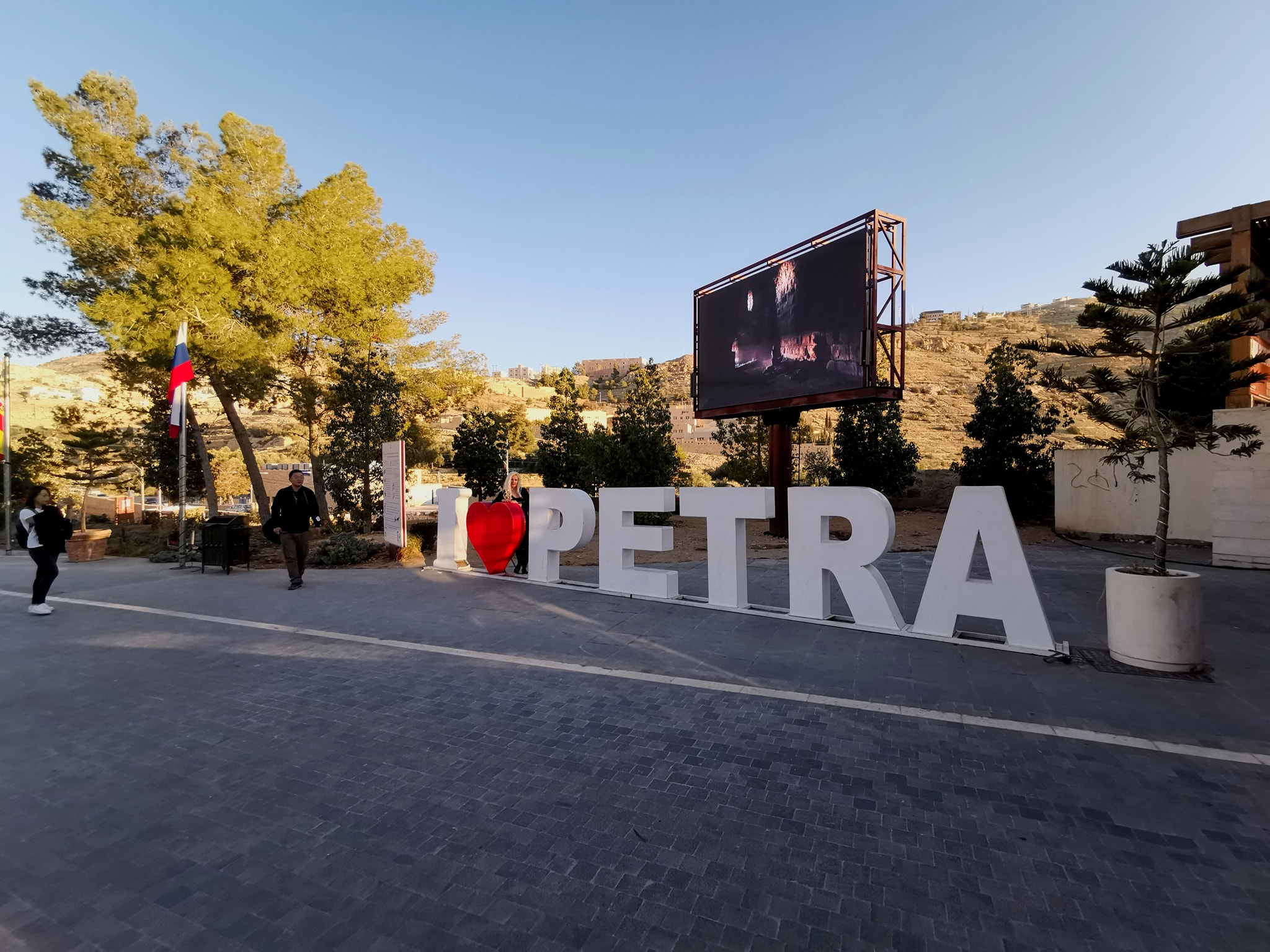 48408481_10205720702653116_4538508687760687104_n