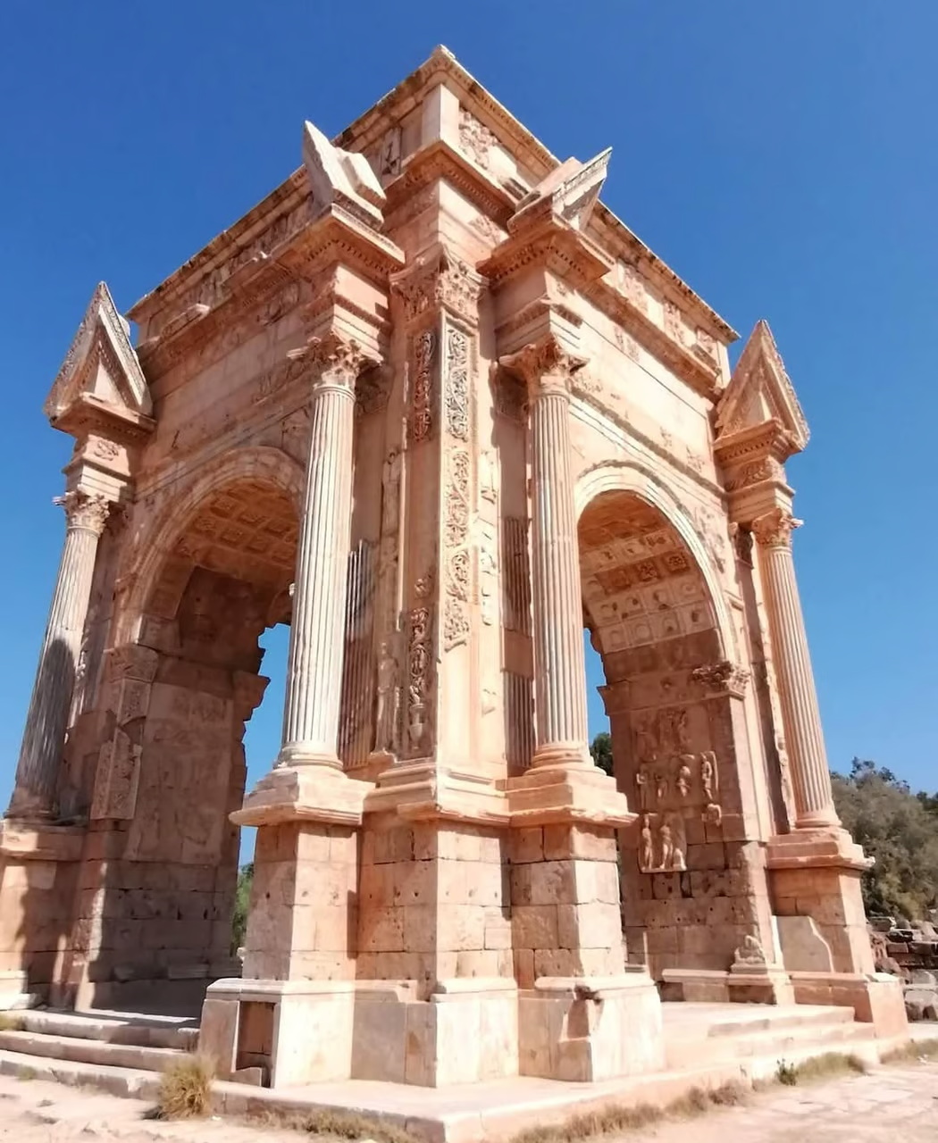 9feaf0af-295f-41bf-9608-a2f11e32814d