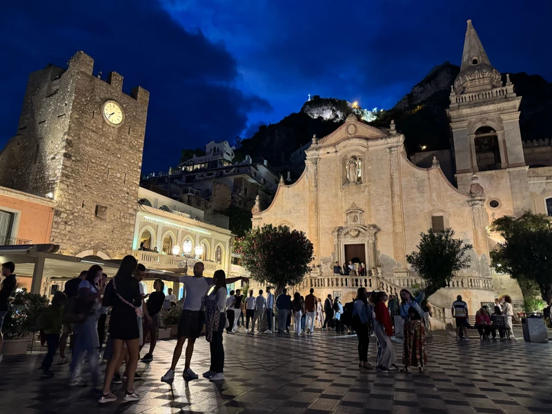 c0b0b820-00c3-4ad9-9b77-4a99f3687d6f